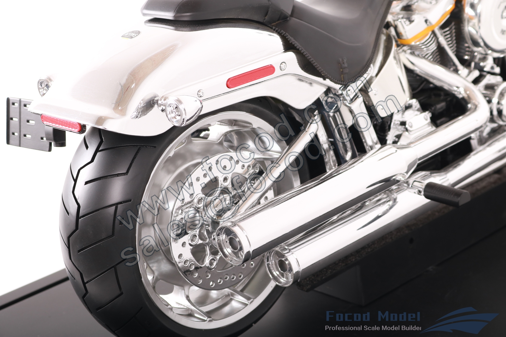 custom made model of Harley-Davidson Fat Boy Gray Ghost 2025 motorcycle